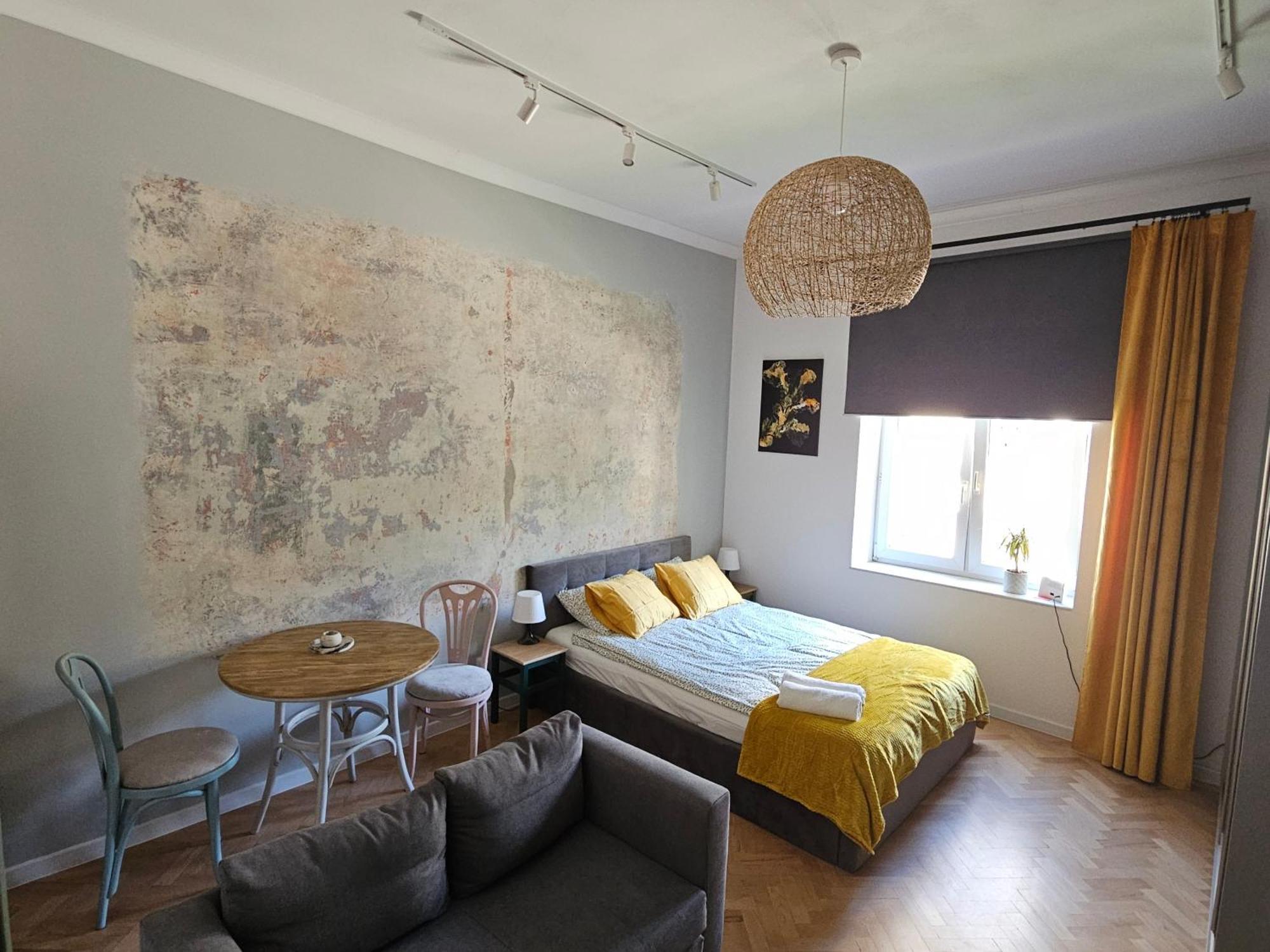 Stylish Art Free Parking Krakau